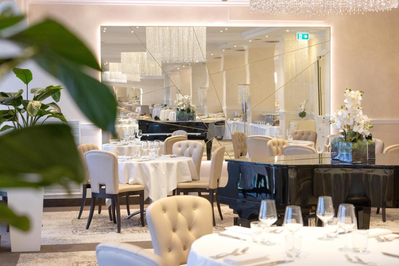 Hotel Sporting Rimini Eksteriør billede