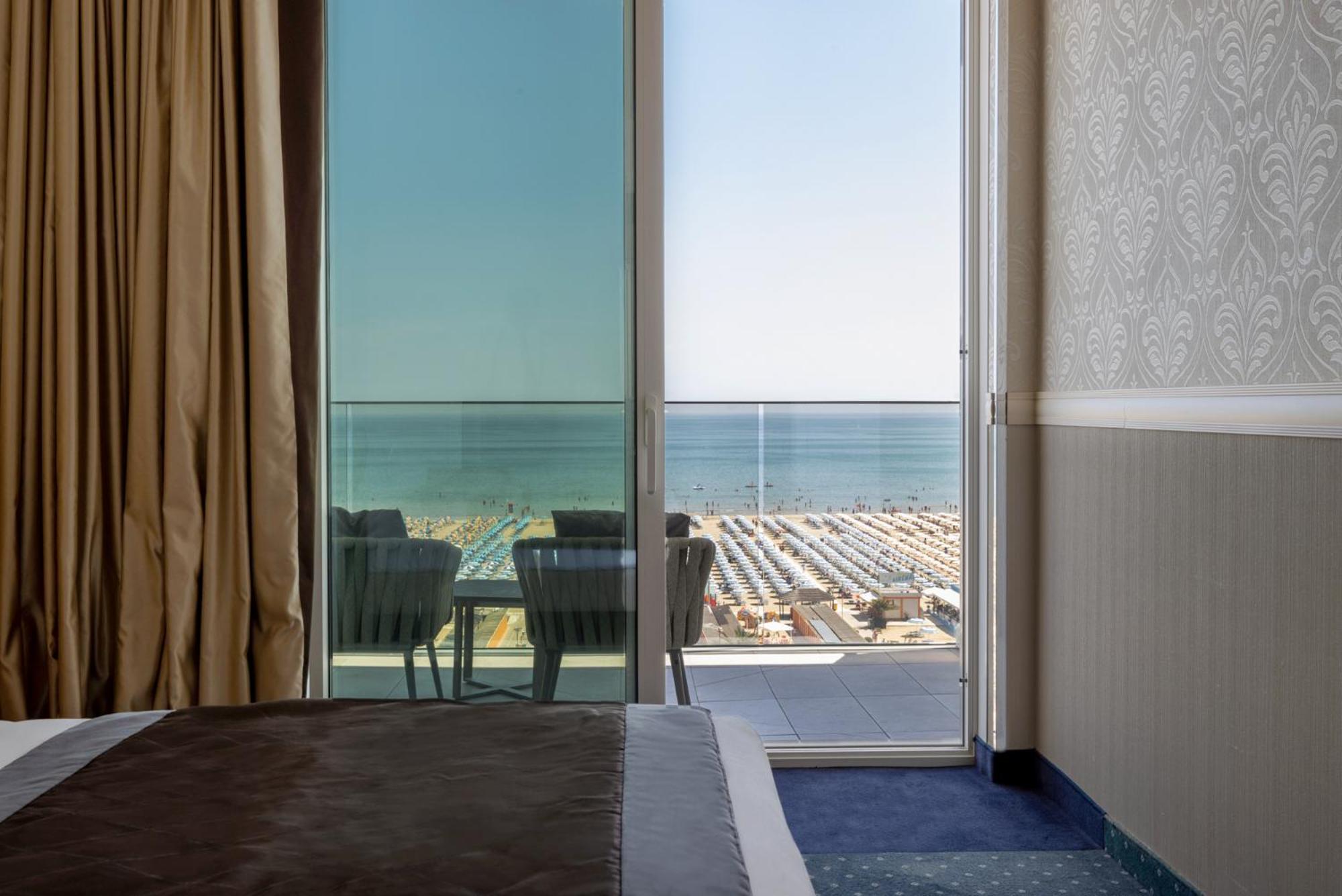 Hotel Sporting Rimini Eksteriør billede