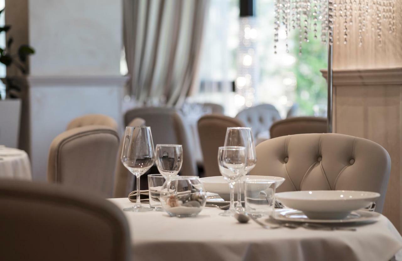 Hotel Sporting Rimini Eksteriør billede